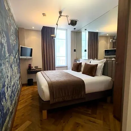 Georgette & Restaurant Hotel 4*