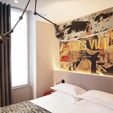 Georgette & Restaurant ホテル 4*