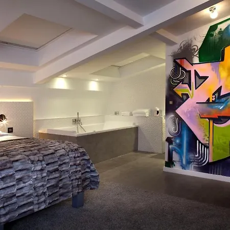 Georgette & Restaurant 4*